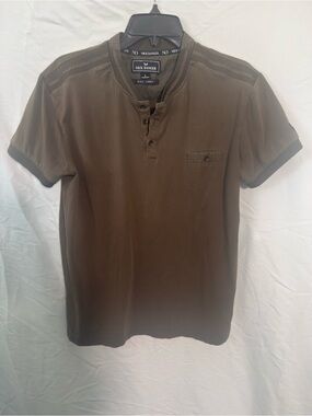 Nick Danger Men's Short Sleeve Henley in Olive